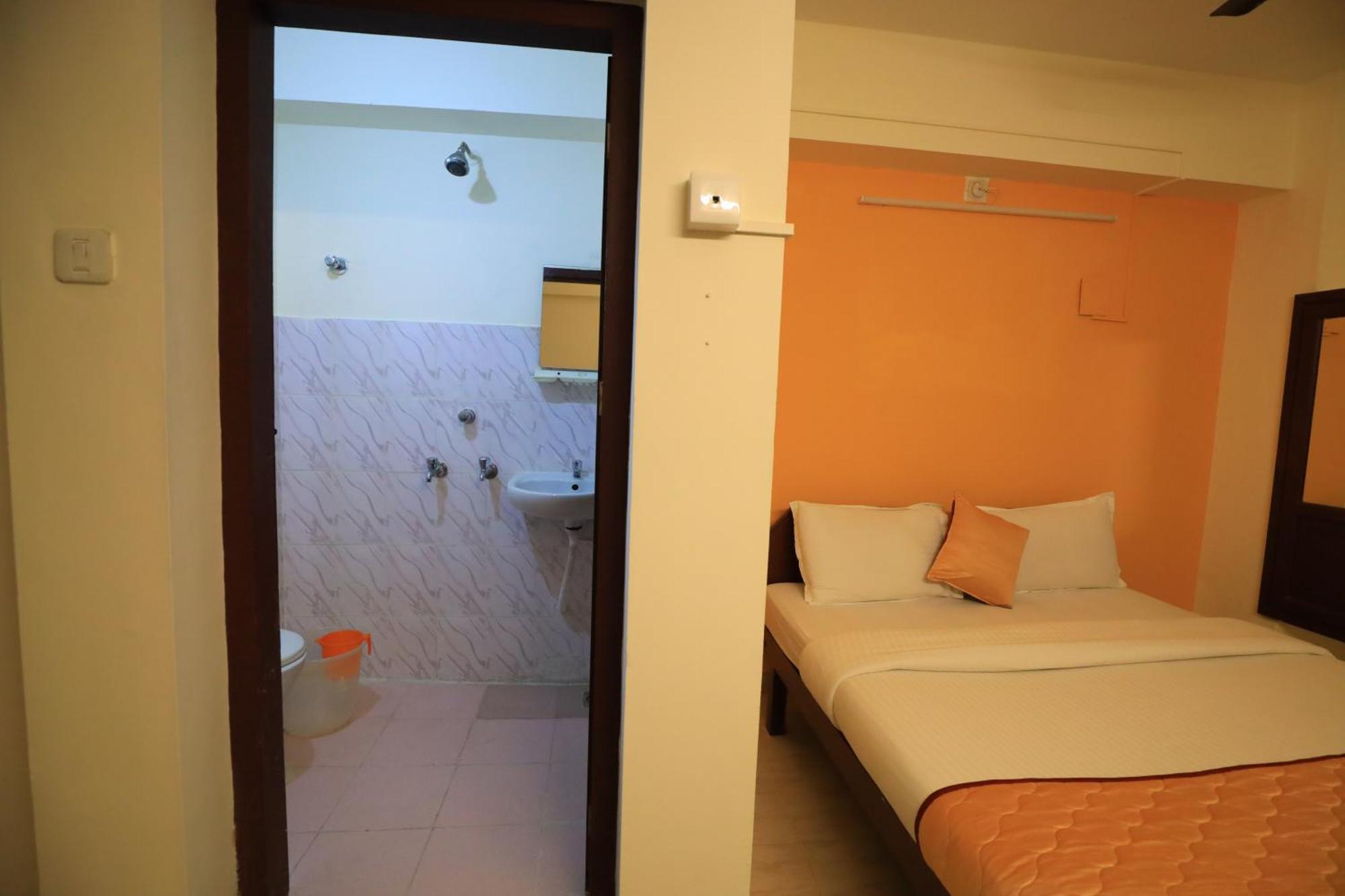 Hotel Gamas Inn Thiruvananthapuram Eksteriør billede