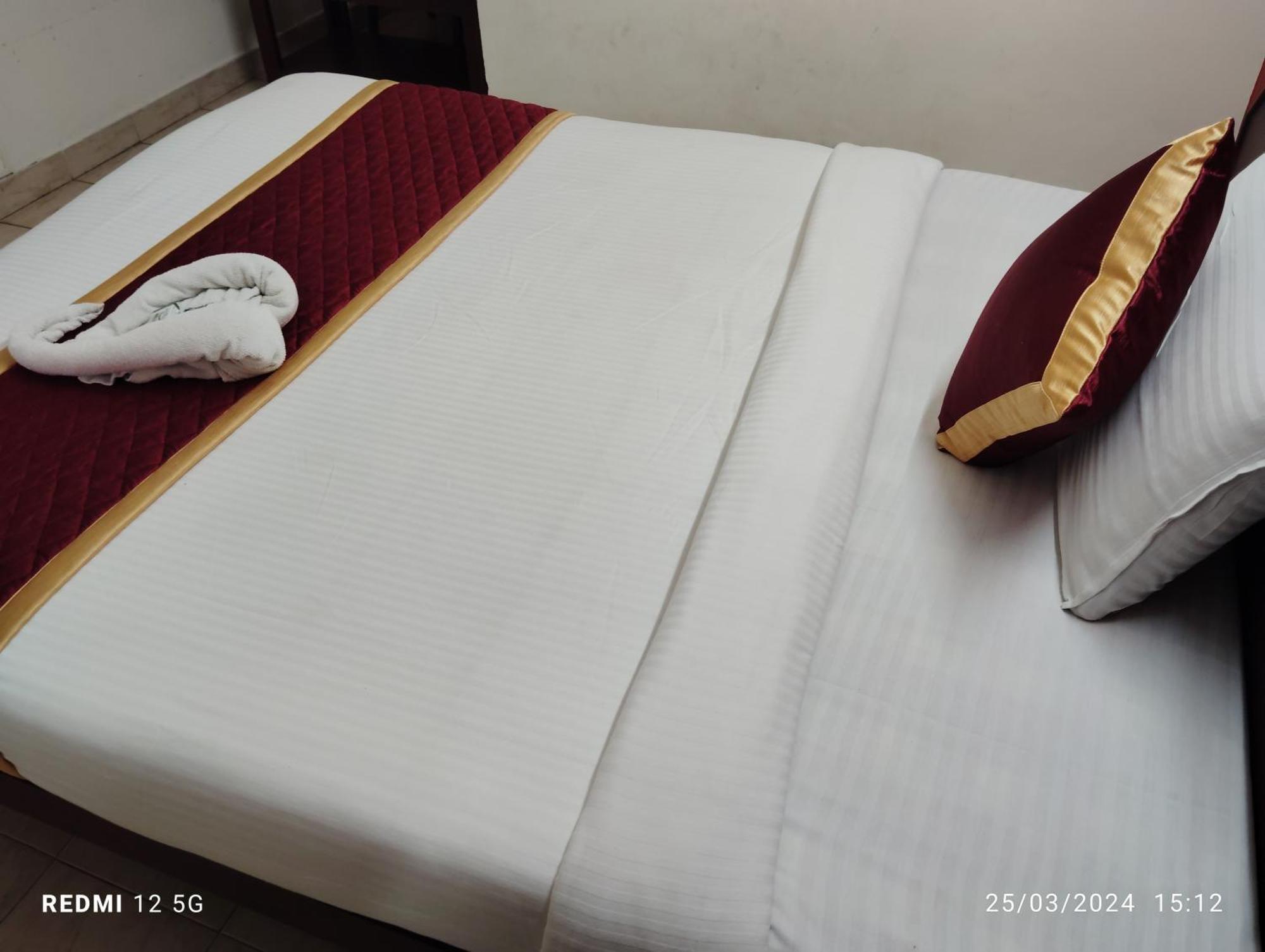 Hotel Gamas Inn Thiruvananthapuram Eksteriør billede